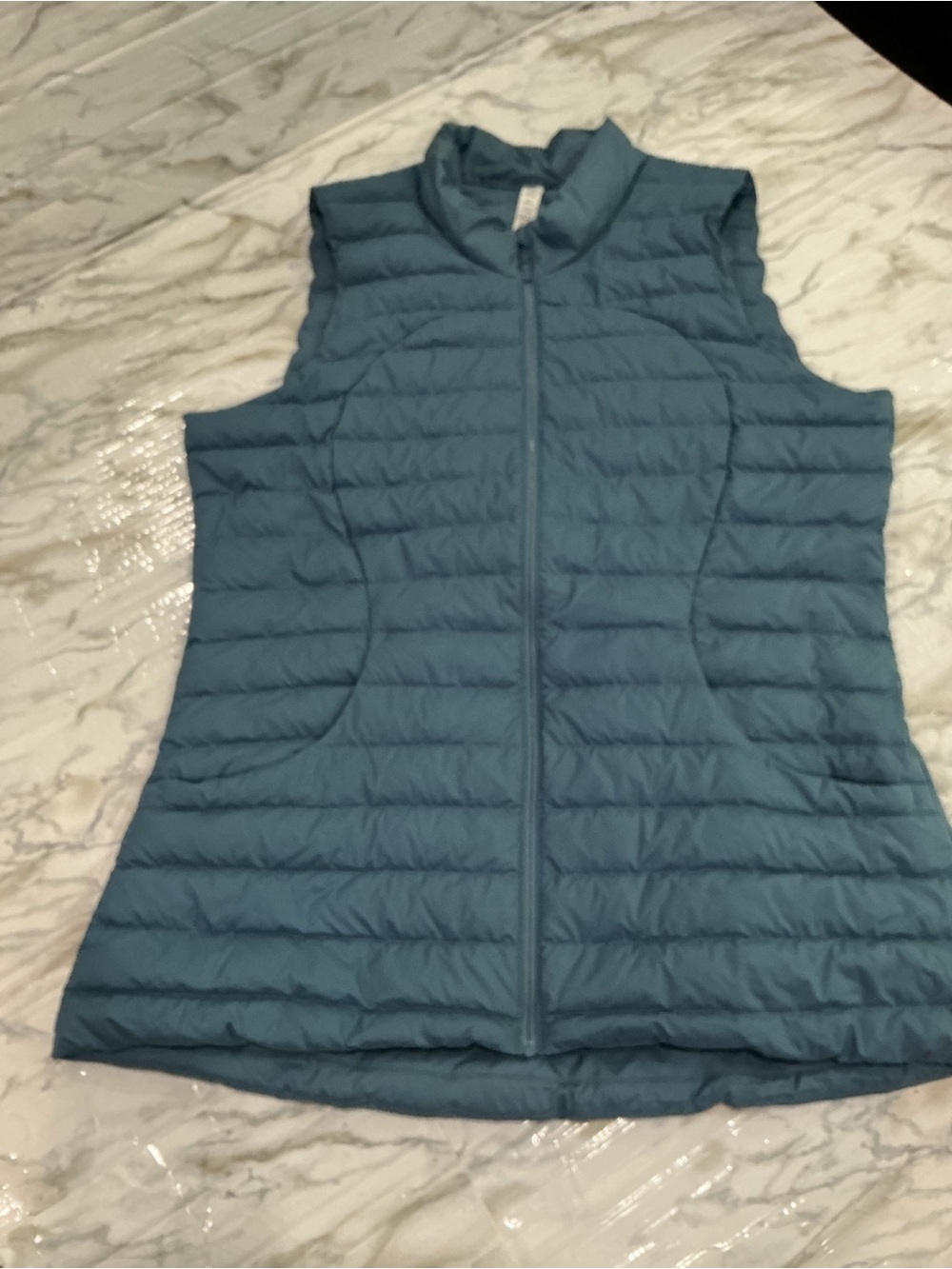 Lululemon Pack it Down Blue Vest 14
